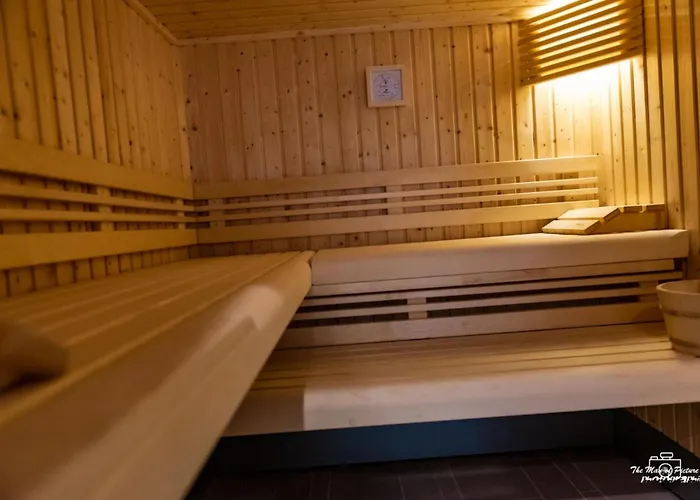 Hotel Logis Altitude Et Pierre-percée *